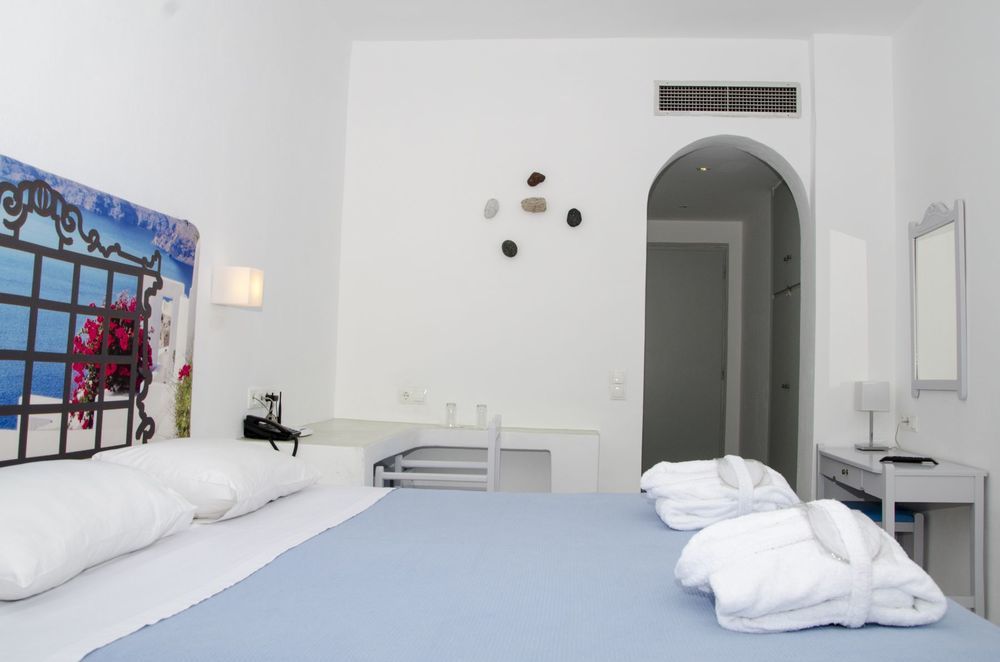 RK Beach Hotel Kamári Zimmer foto