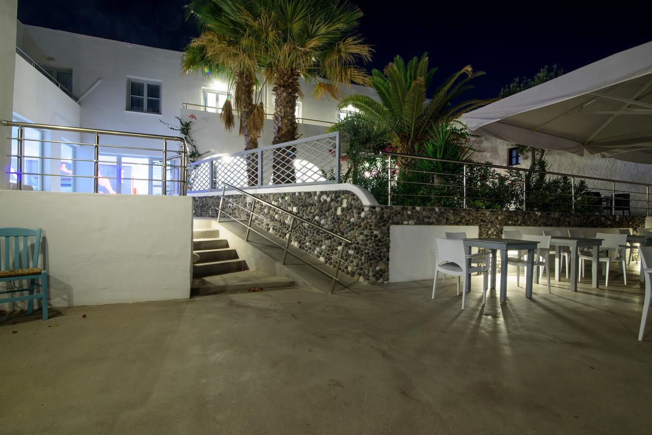 RK Beach Hotel Kamári Exterior foto
